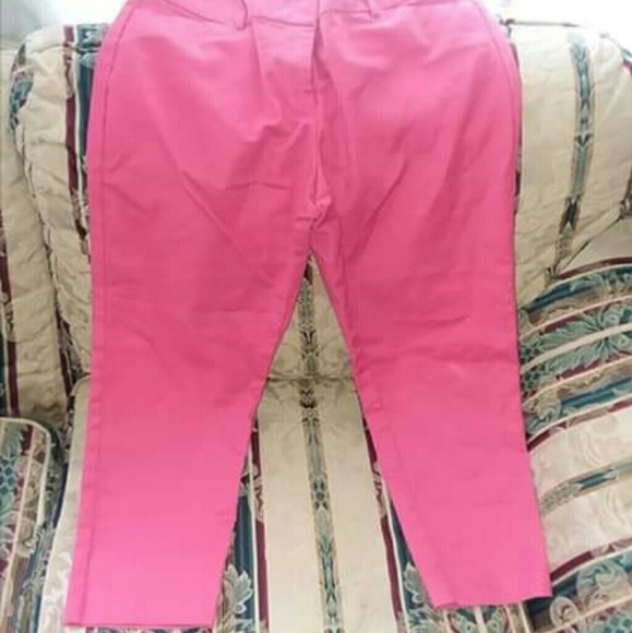 Pink Capris - Picture 1 of 4